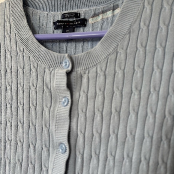 🎉4/30$🎉 Tommy Hilfiger Powder Blue Knit Cardigan - S - Picture 2 of 4